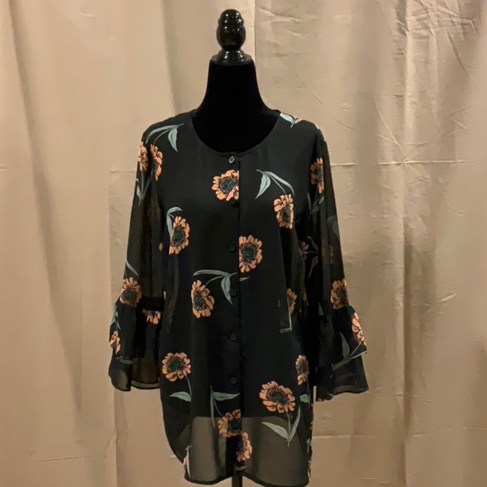 CAbi "La Di Da" Blouse